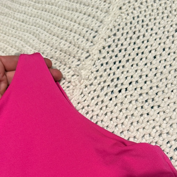 Source Unknown Hot Pink High-Neck Crop Tank - Picture 3 of 5